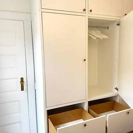 Luxury 260 Sqm With 4br Overlooking Kings Garden 아파트 *