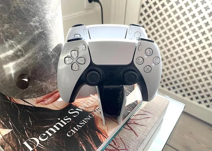 Luxury 260 Sqm With 4br Overlooking Kings Garden Apartment Kopenhagen