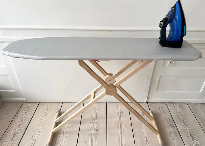 Luxury 260 Sqm With 4br Overlooking Kings Garden Apartment *