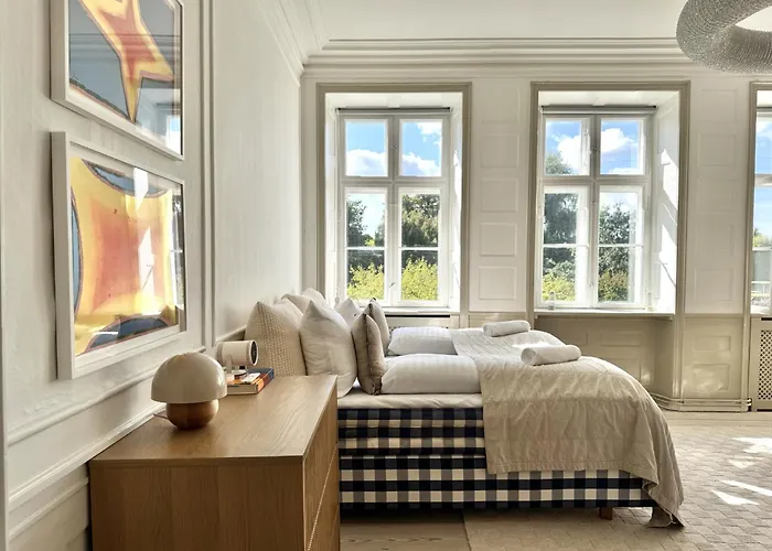 Luxury 260 Sqm With 4br Overlooking Kings Garden * Kopenhagen