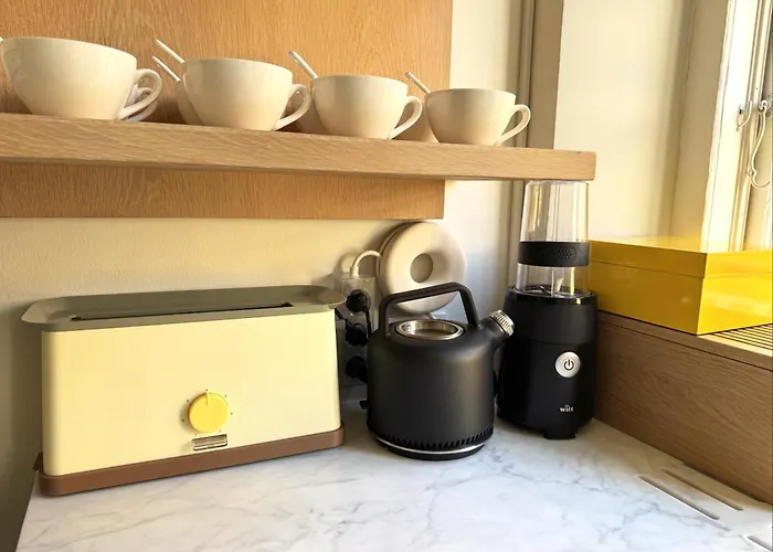 Apartment Luxury 260 Sqm With 4br Overlooking Kings Garden Kopenhagen