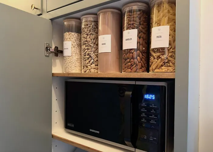 Apartment Luxury 260 Sqm With 4br Overlooking Kings Garden