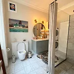 Luxury 260 Sqm With 4br Overlooking Kings Garden Koppenhága