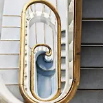 Apartman Luxury 260 Sqm With 4br Overlooking Kings Garden *
