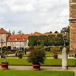 Luxury 260 Sqm With 4br Overlooking Kings Garden * Koppenhága