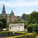 Luxury 260 Sqm With 4br Overlooking Kings Garden * Koppenhága