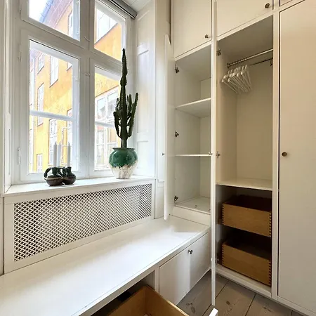Luxury 260 Sqm With 4br Overlooking Kings Garden * Kopenhaga